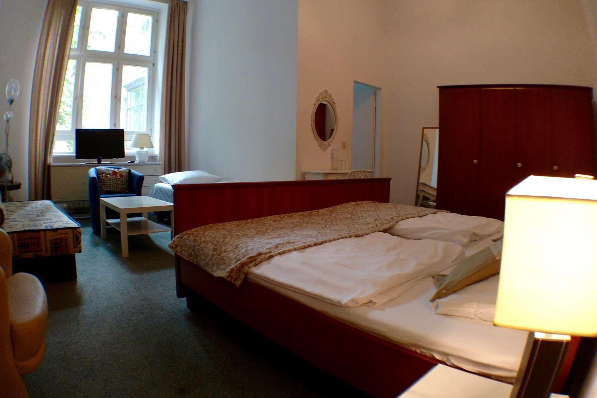 Midi Inn City West Am Ku'Damm Berlin Zewnętrze zdjęcie